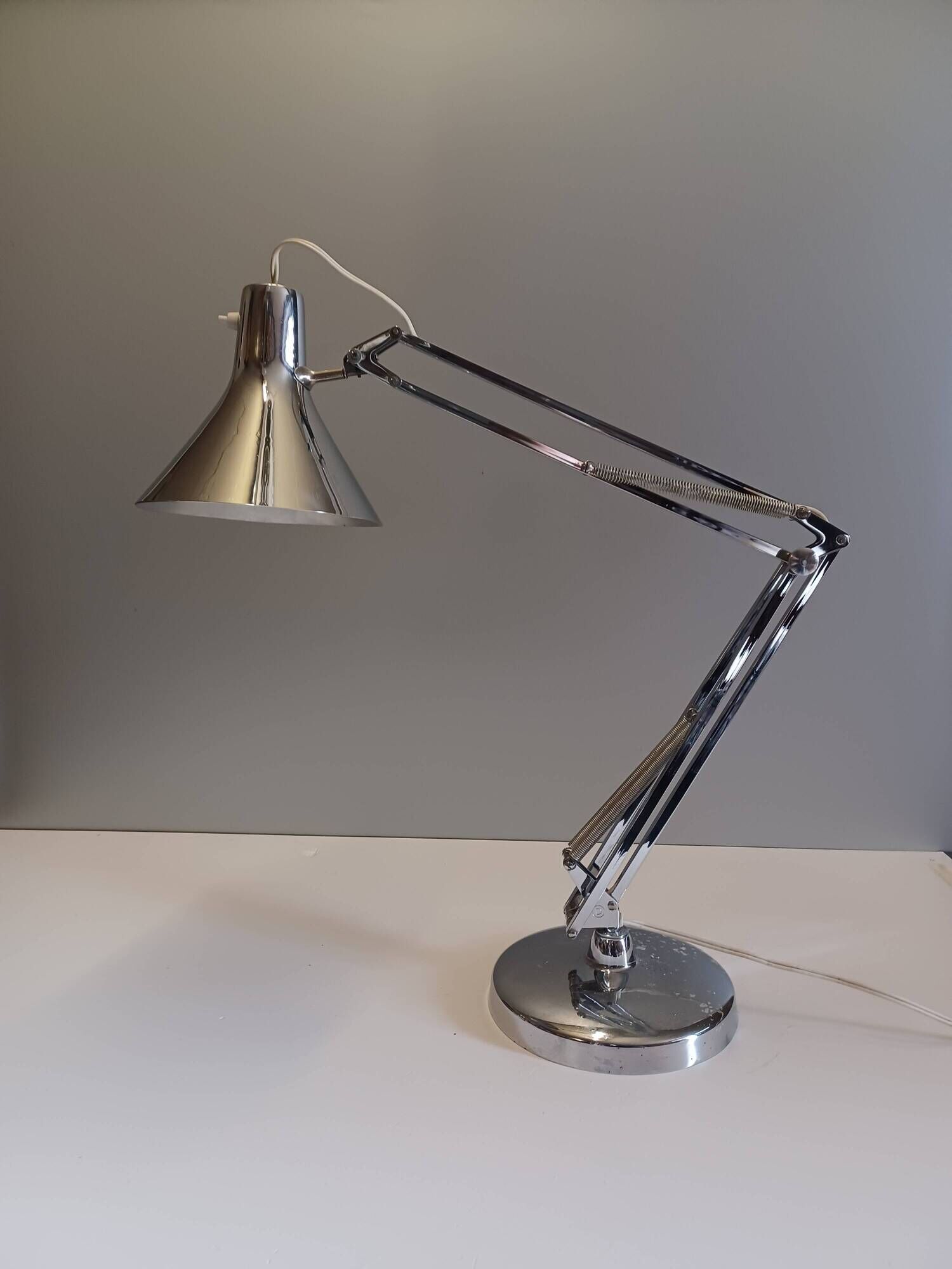 Luxo L4 Lamp - By Jacob Jacobsen Very beautiful Luxo model L4 lamp by Jac