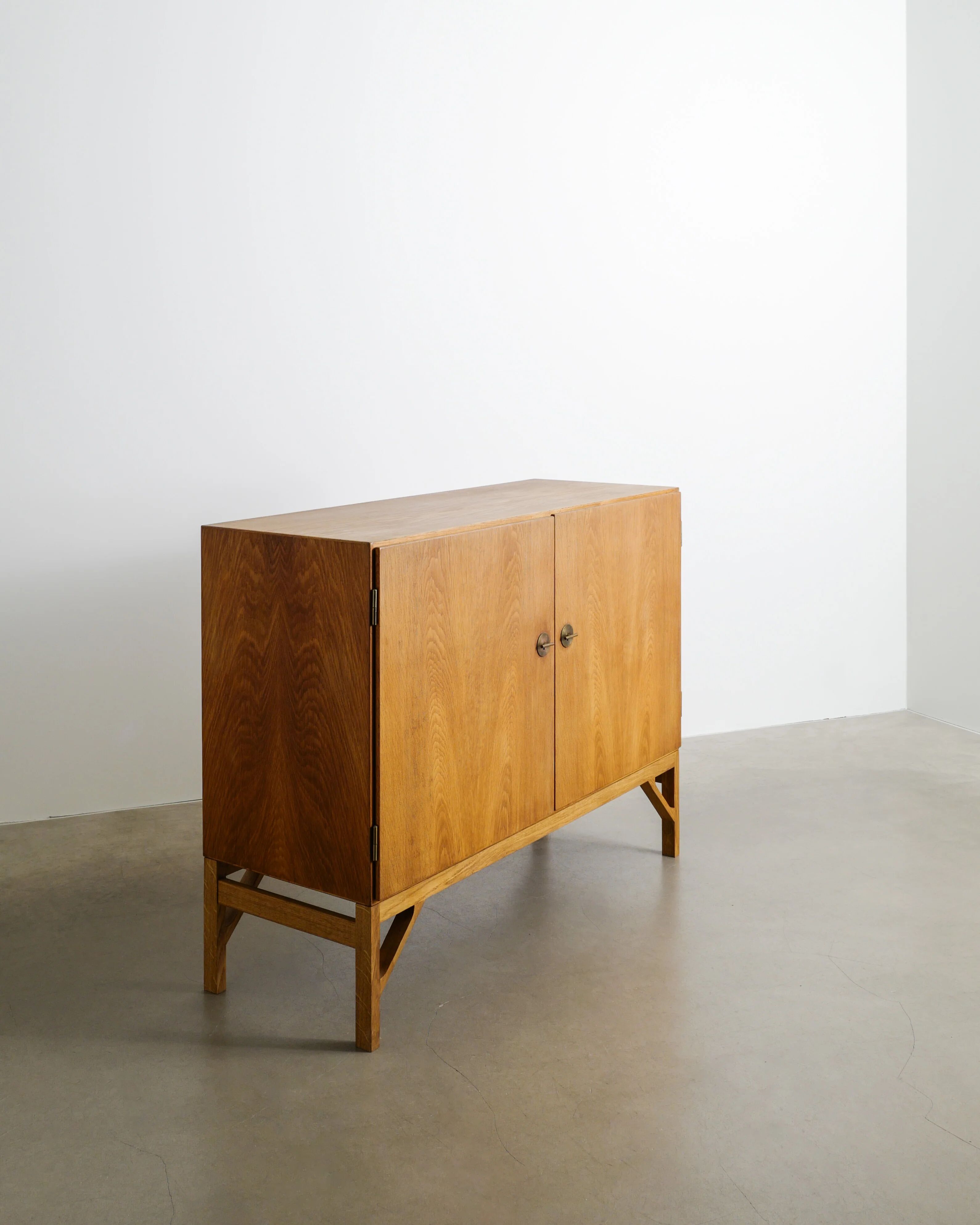 BØRGE MOGENSEN WOODEN "232" SIDEBOARD IN OAK, 1960s