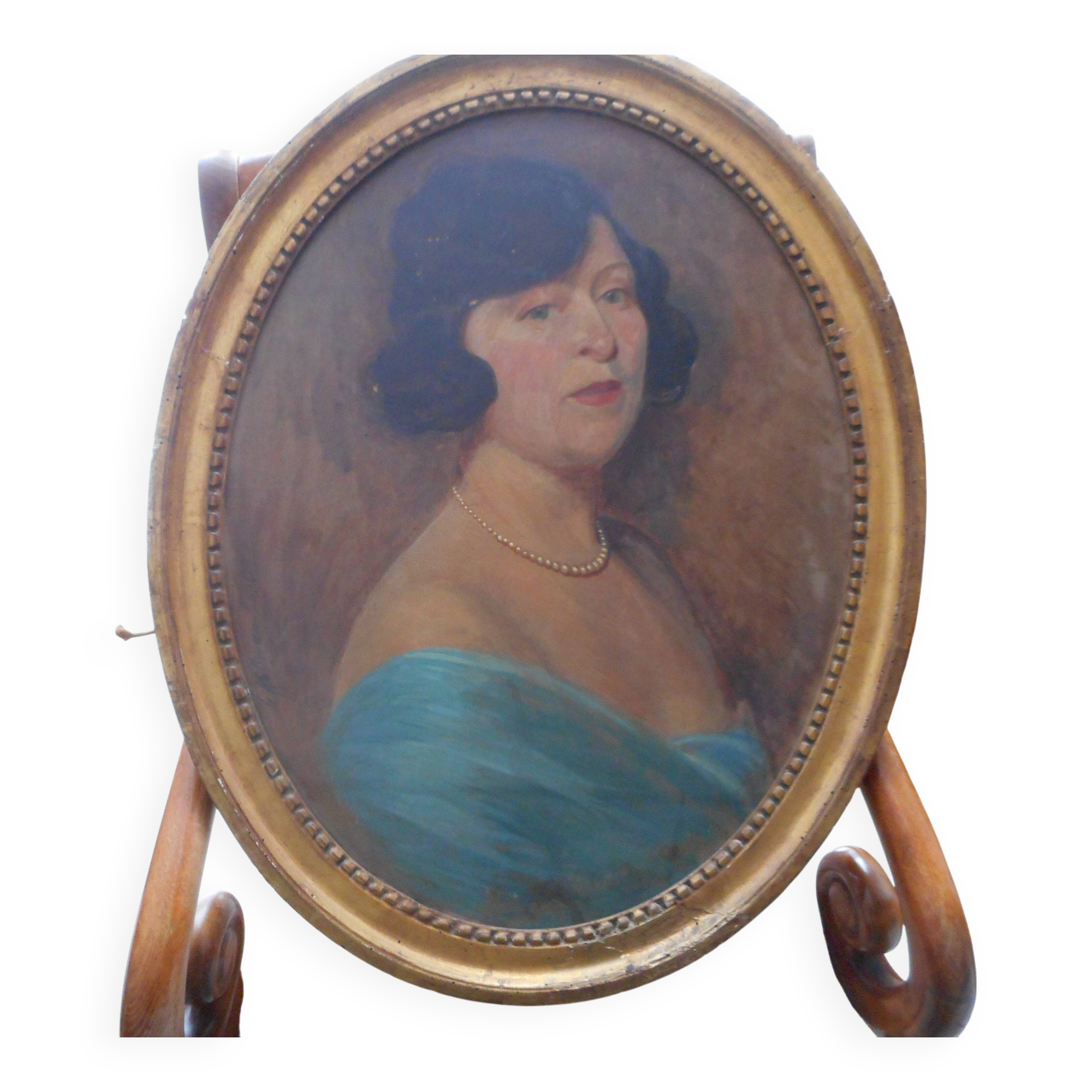 Antique oval painting, portrait of a woman on canvas, late 19th, early 20th century