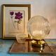 Lampe à poser globe vintage en verre strié