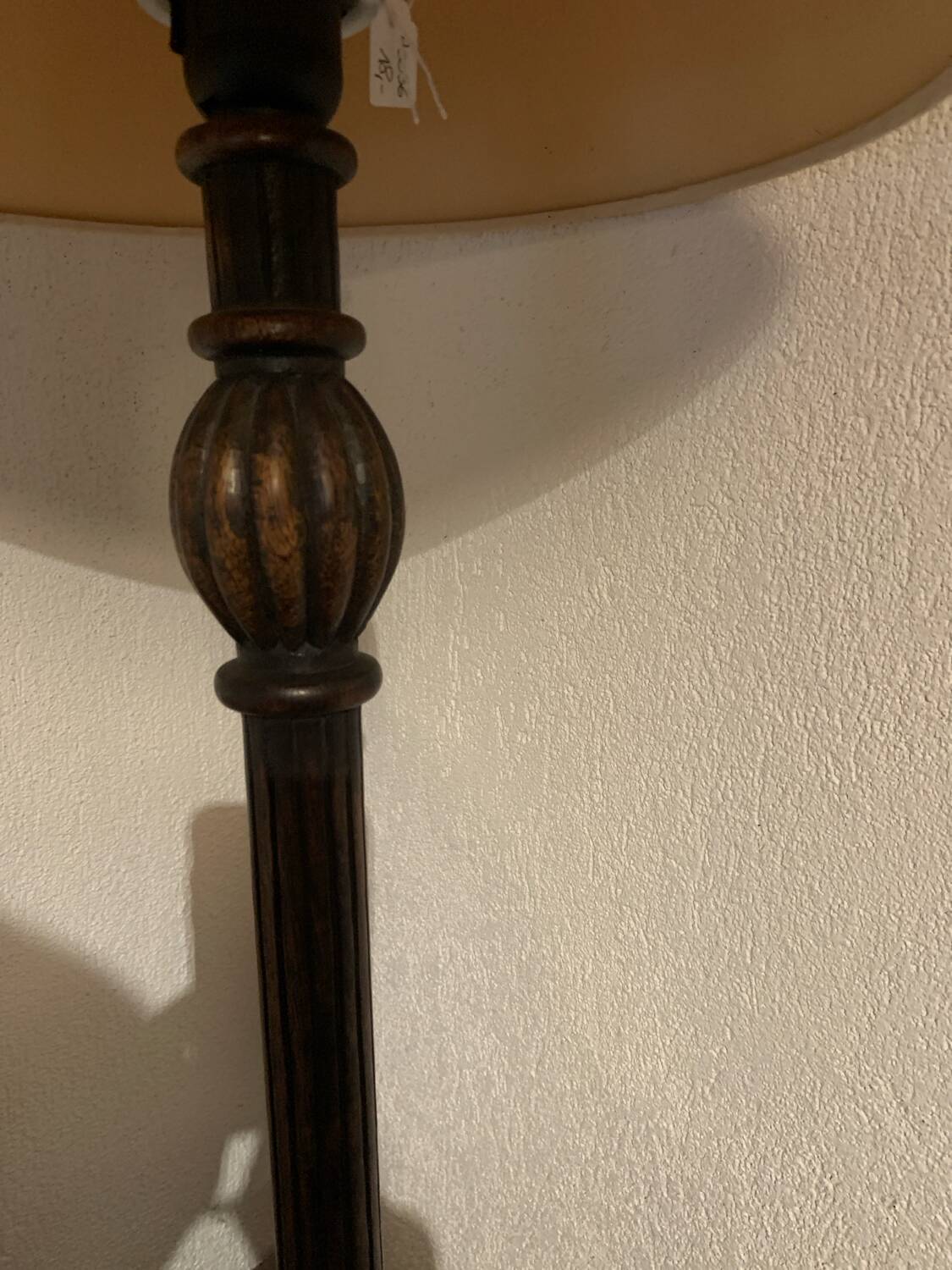 Wooden lamp base