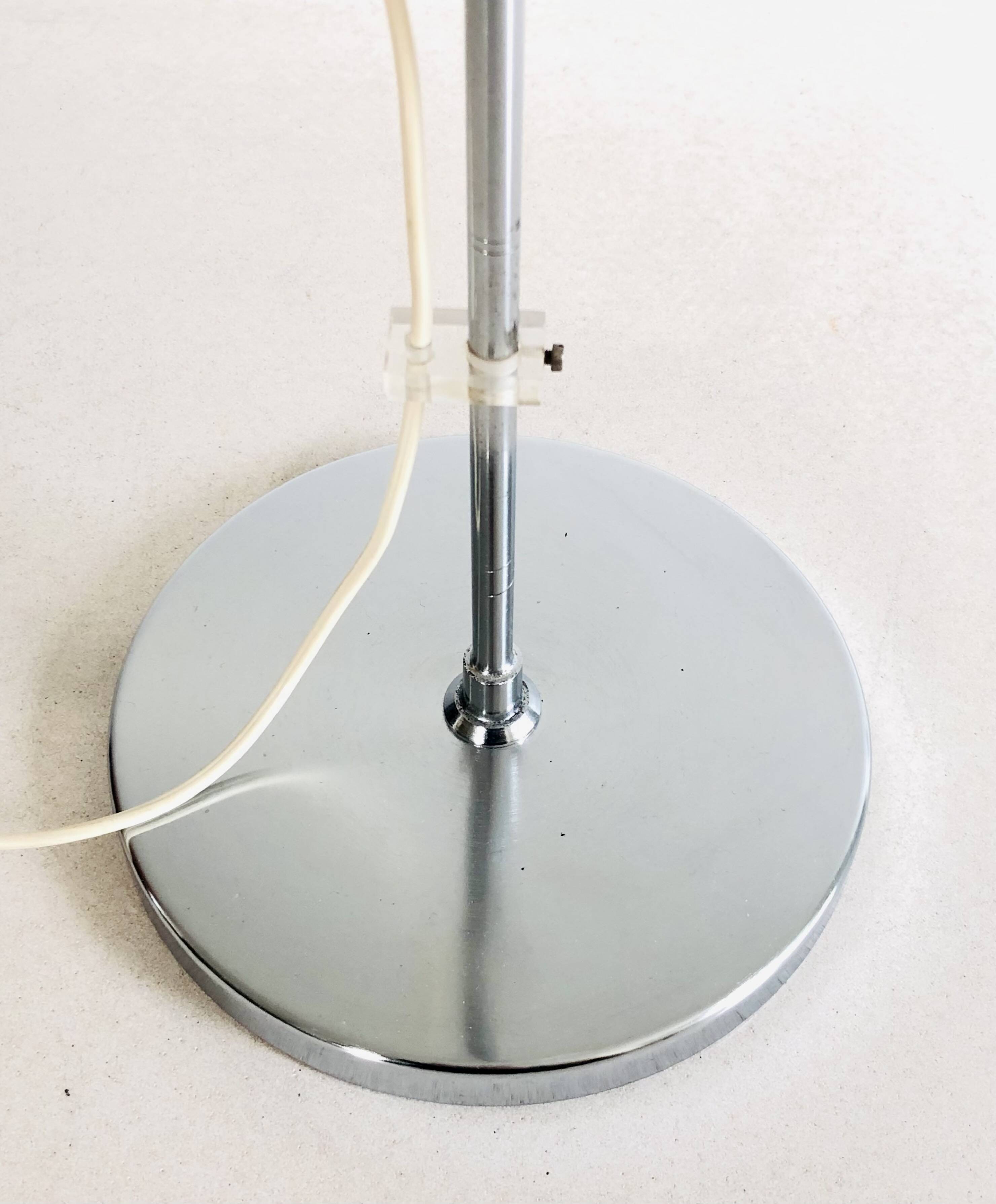 Lampadaire vintage "Lucerna" de Harvey Guzzini pour Meblo, Italie 1970