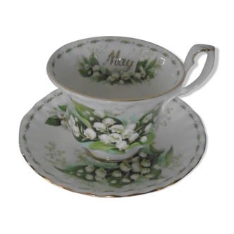 Tasse et sous tasse Royal Albert May fleurs blanches muguet  porcelaine anglaise mois de mai