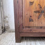 Meuble de rangement confiturier art populaire savoyard 1950