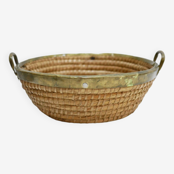 Vintage rush and brass basket