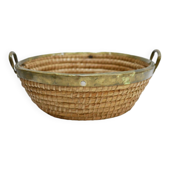 Vintage rush and brass basket