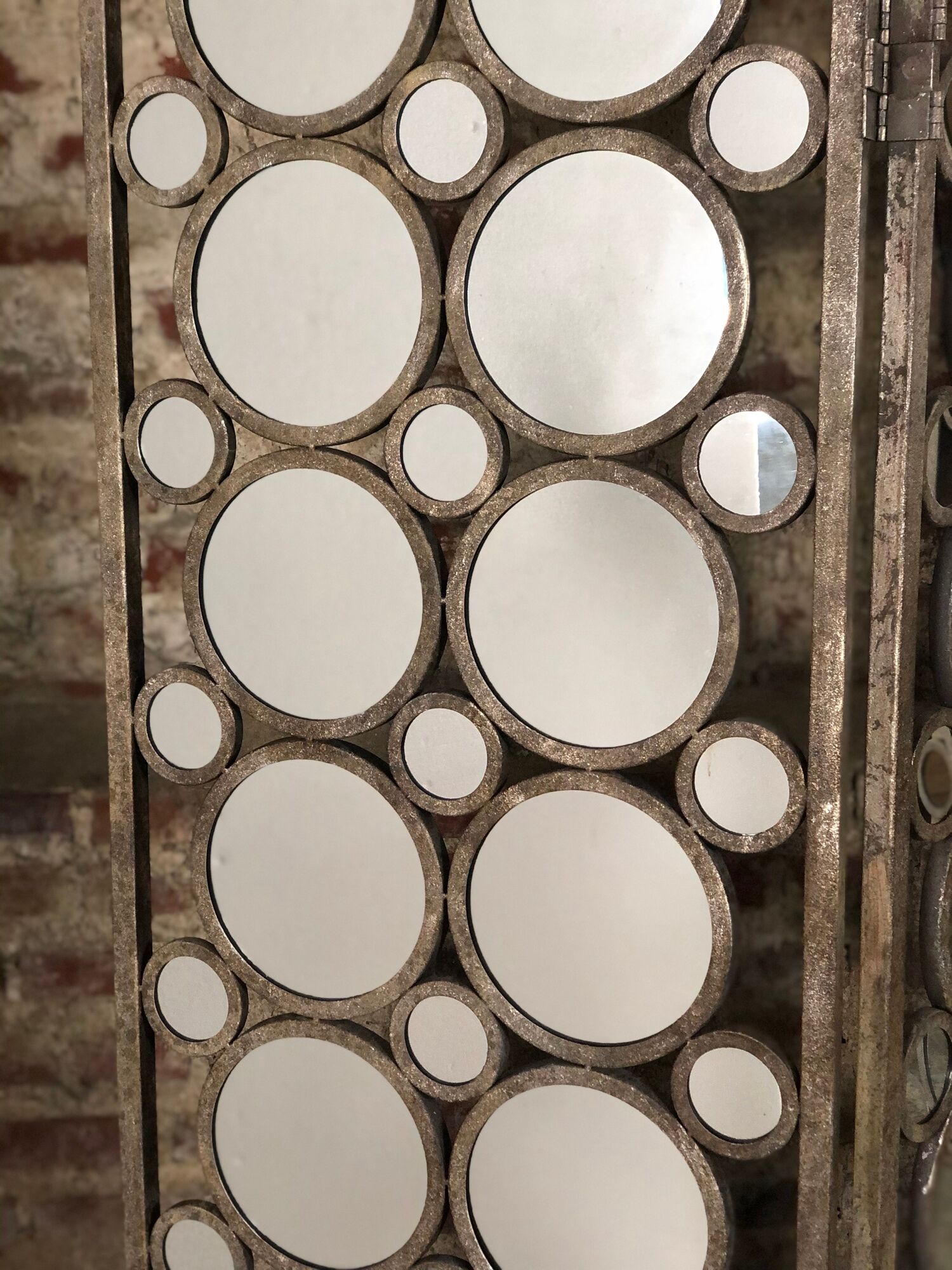 Screen 3 panels of round mirrors frame metalized iron aged
