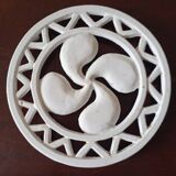 Metal trivet