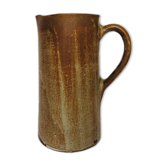 Sandstone pitcher