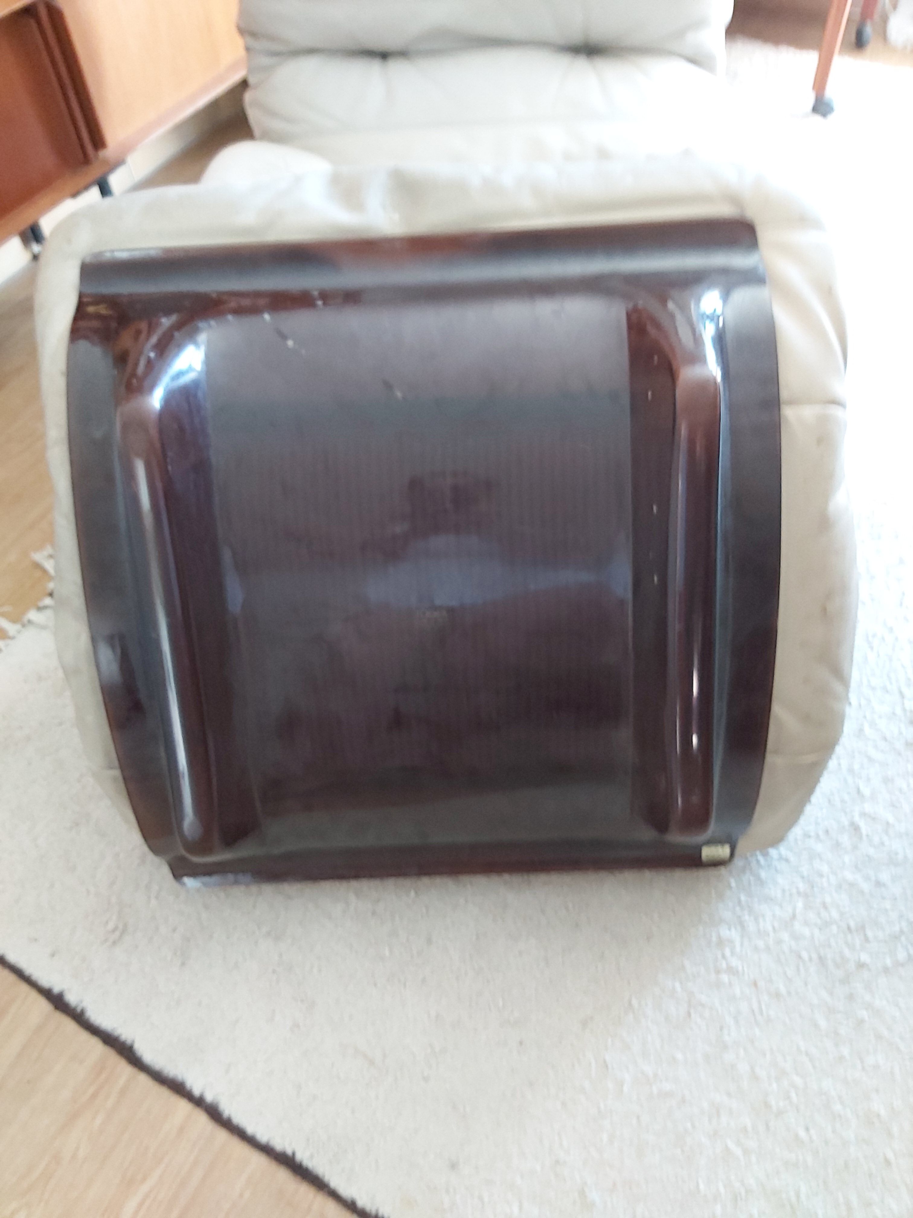 Fauteuil et pouf Marsala de Michel Ducaroy pour Ligne Roset