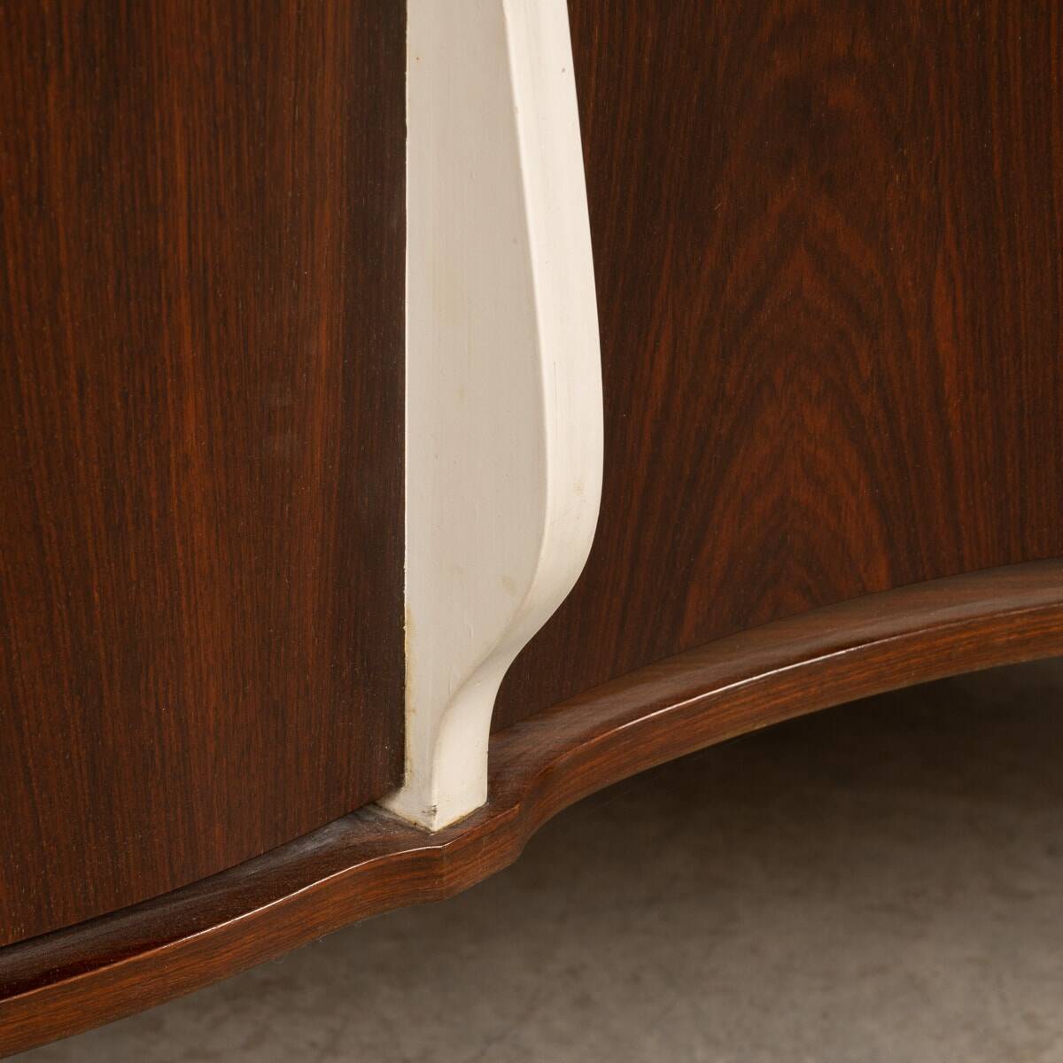 20thC ITALIAN STANDING DRY BAR IN HARDWOOD & CREAM LAMINATE c.1970