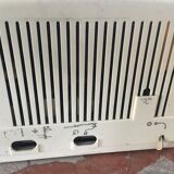 Old radio from the early 1900s post