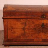 walnut and burl walnut chest - 18th century