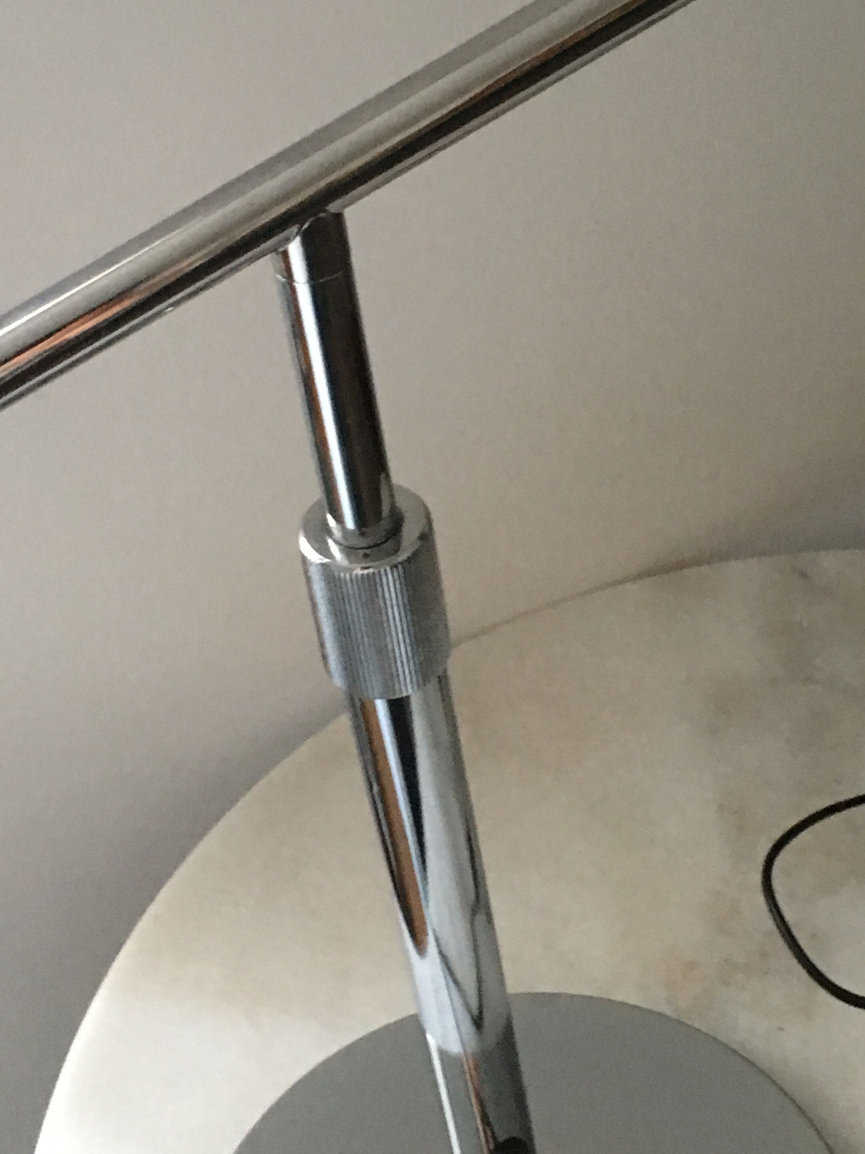 Desk pendulum 1970 vintage lamp