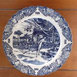 Assiette ancienne grande taille en céramique motif bateaux marchands - coloris bleu Diam 41 cm