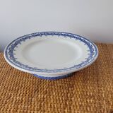 Mikado plate on pedestal from Orchies