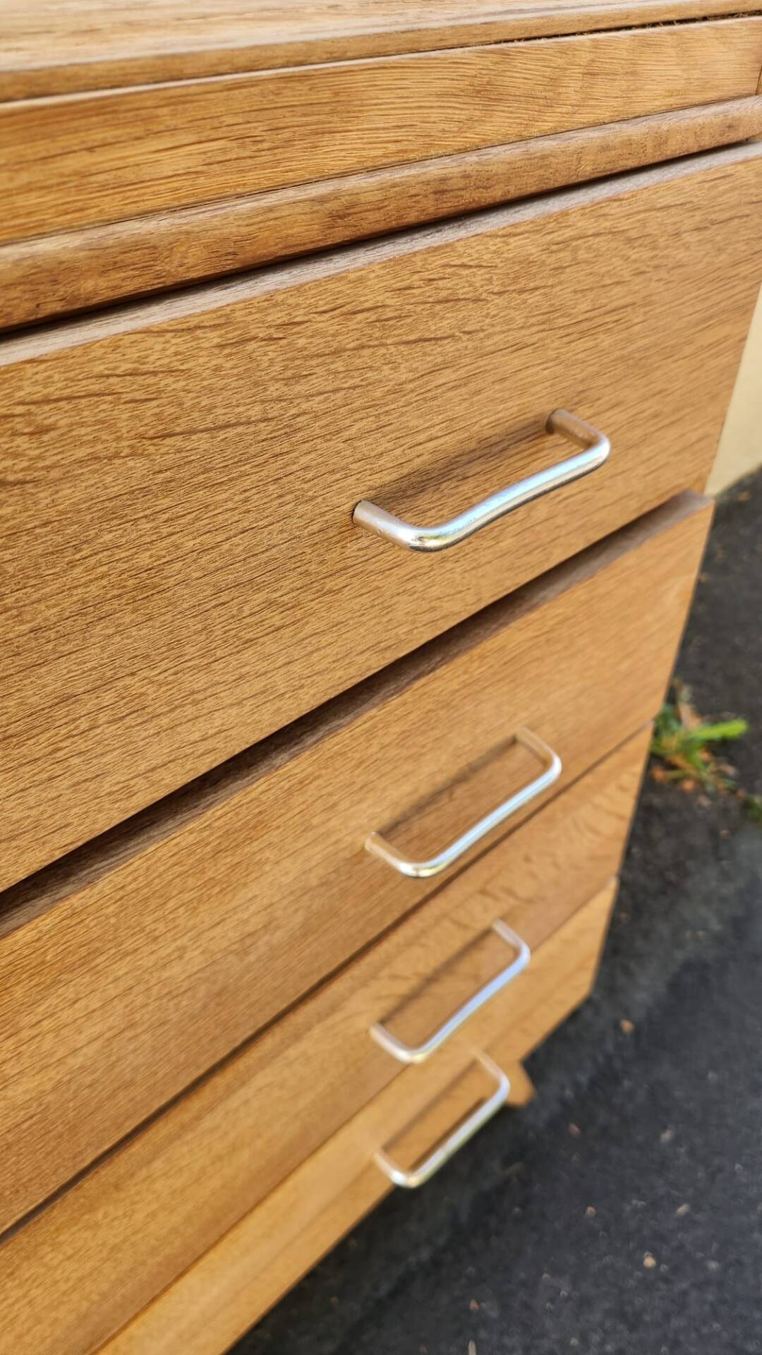 Superbe commode vintage rétro en bois 4 tiroirs pied compas style anné