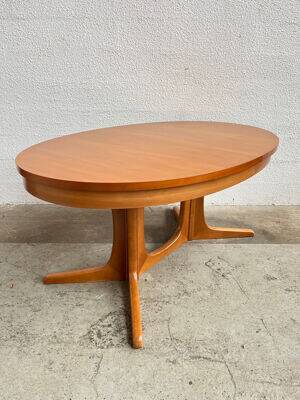 Baumann Oval Table
