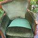 Paire de fauteuils vintage en bois massif et velours vert
