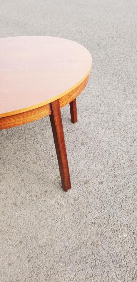 Scandinavian roundtable