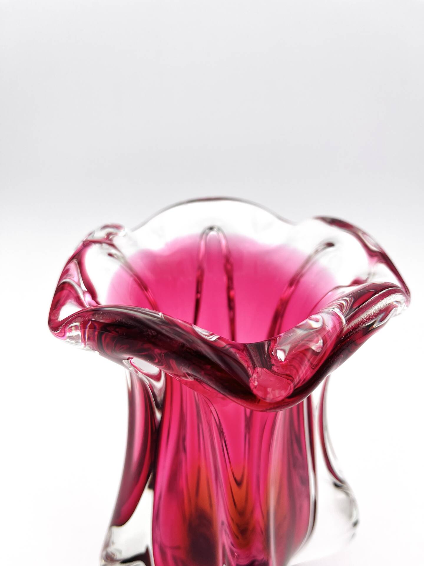 Organic Art Vase Josef Hospodka - Sommerso Ruby/Mandarin