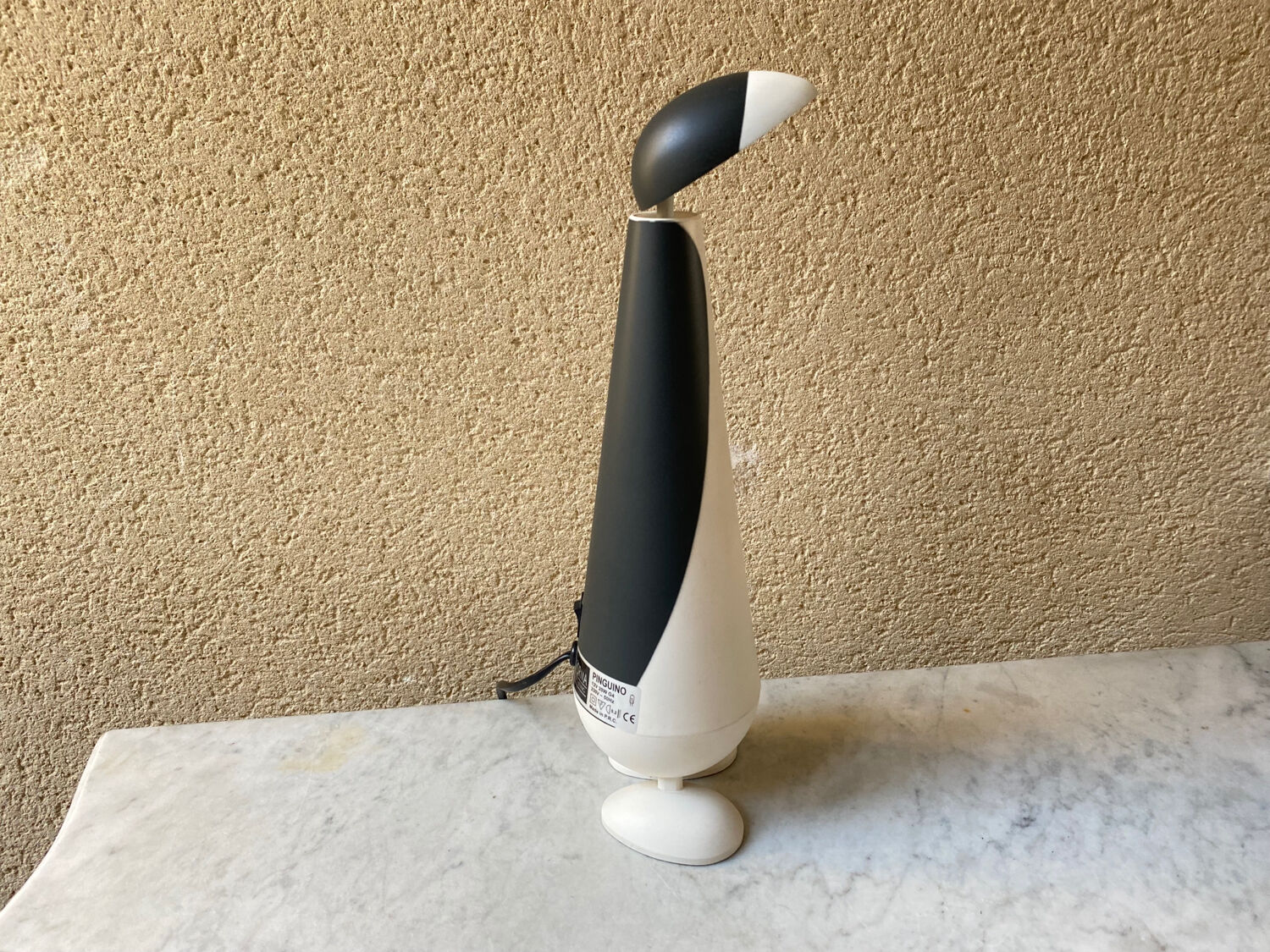 Pinguino Forma Lightning desk lamp vintage 90s