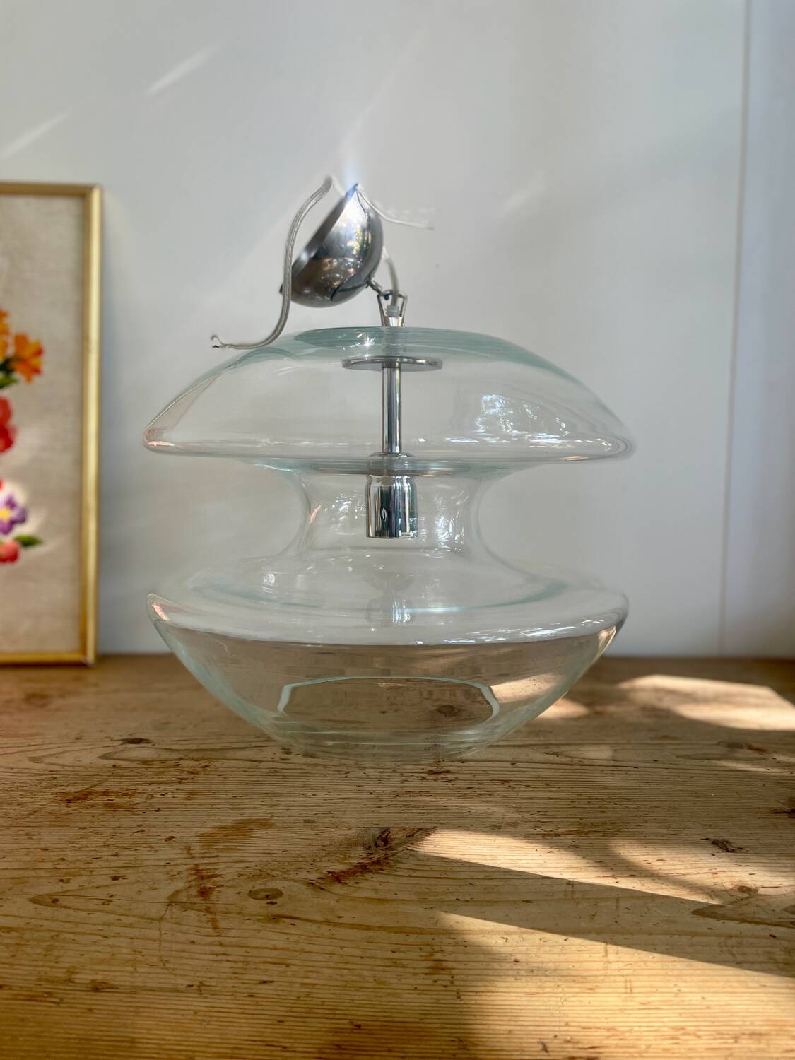 Retro glass suspension