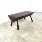 Table basse brutaliste en bois massif, années 1960