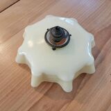 Abat jour opaline avec griffe