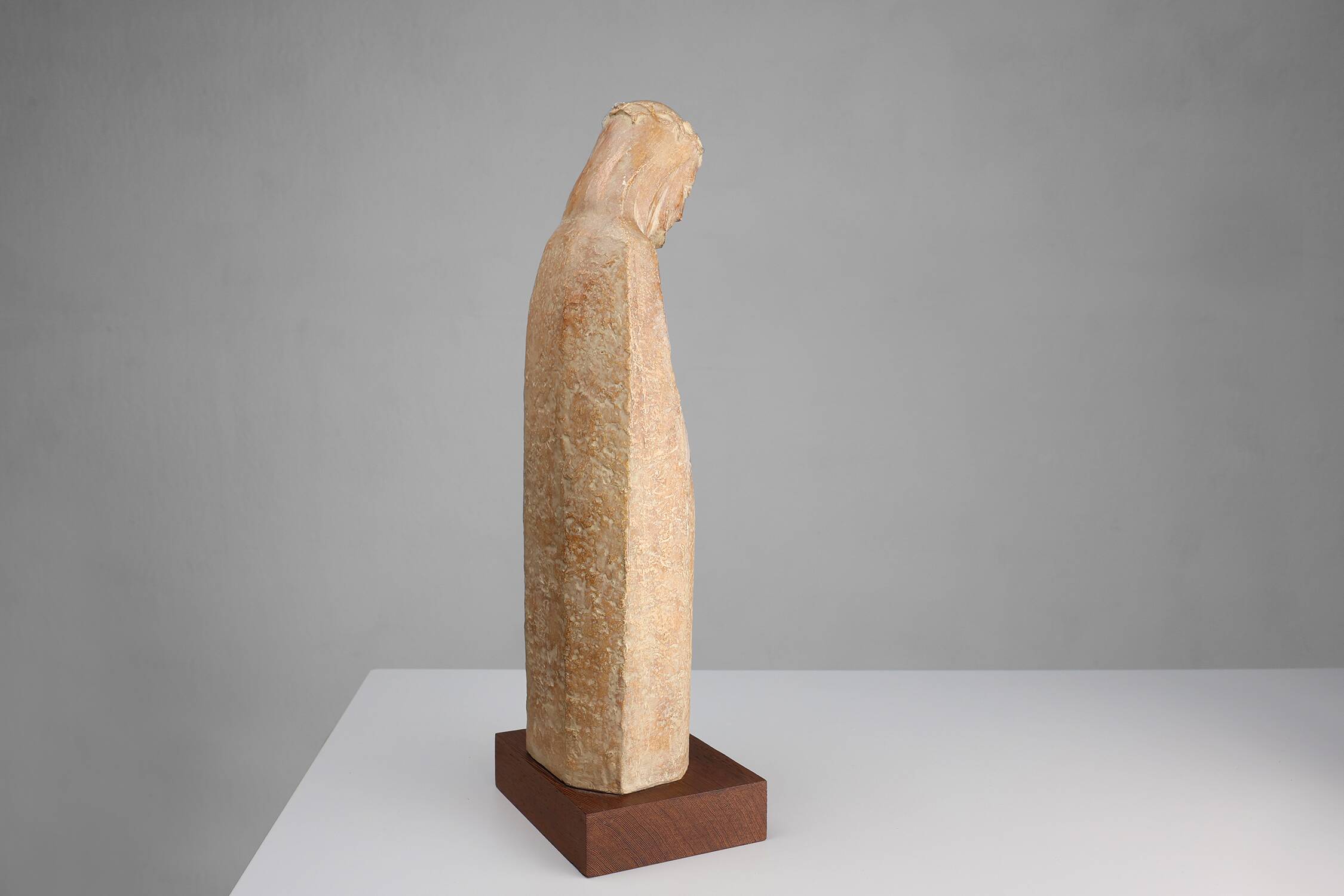 Religious Statue Jesus Christ in Art Deco style by belgian artist André Tea