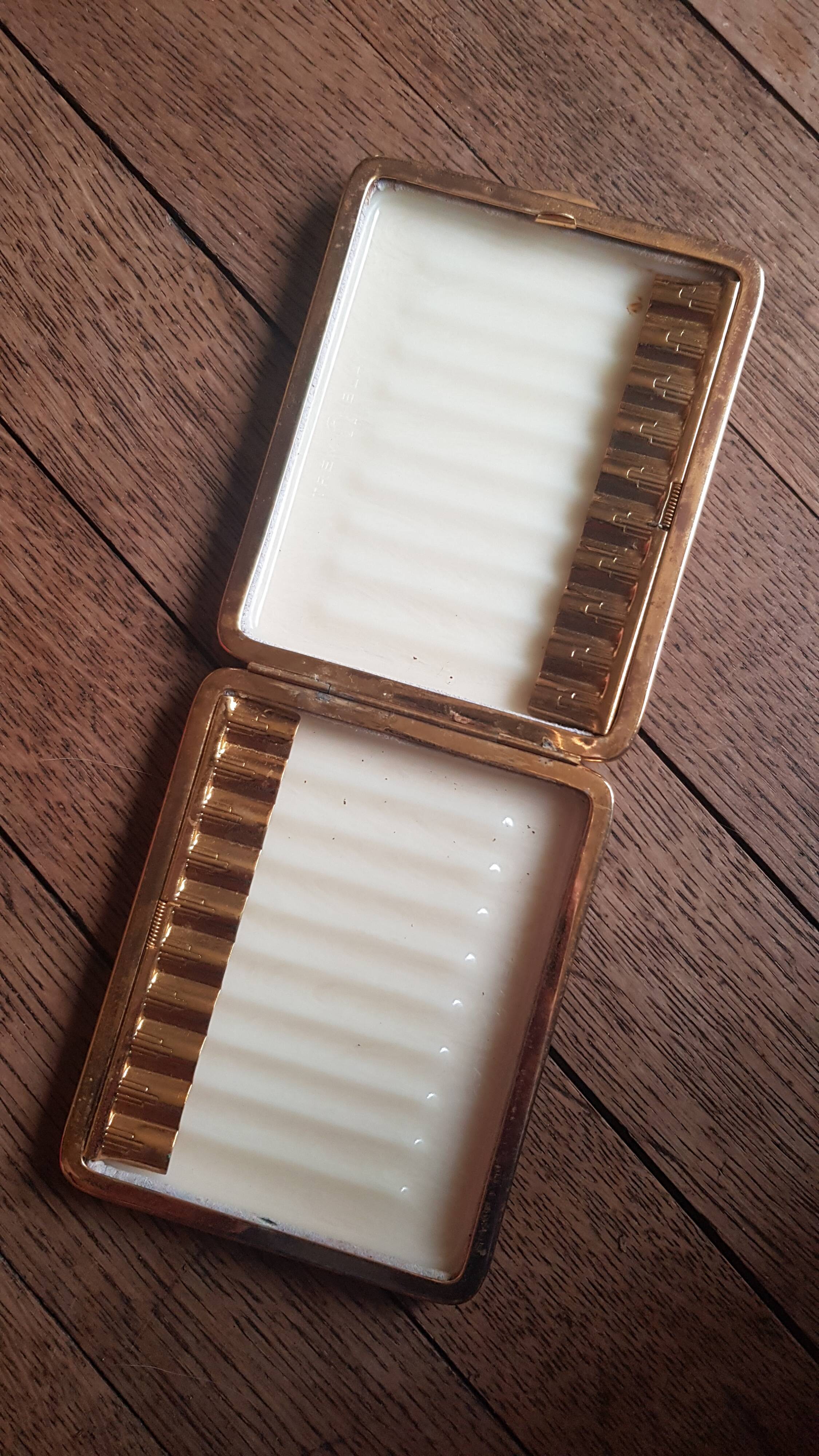 Vintage leather cigarette case