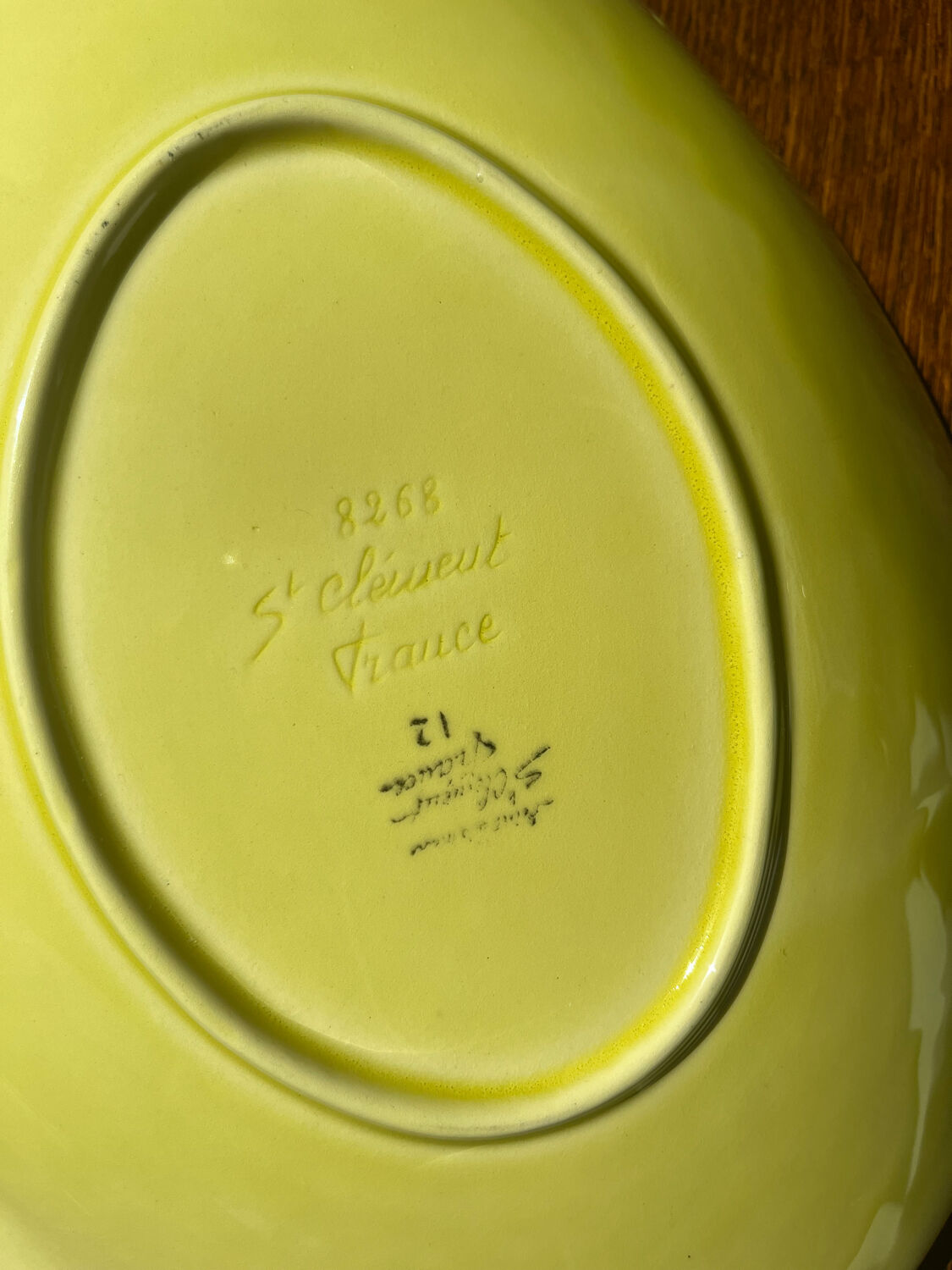 Vintage Saint-Clément plate – ceramic