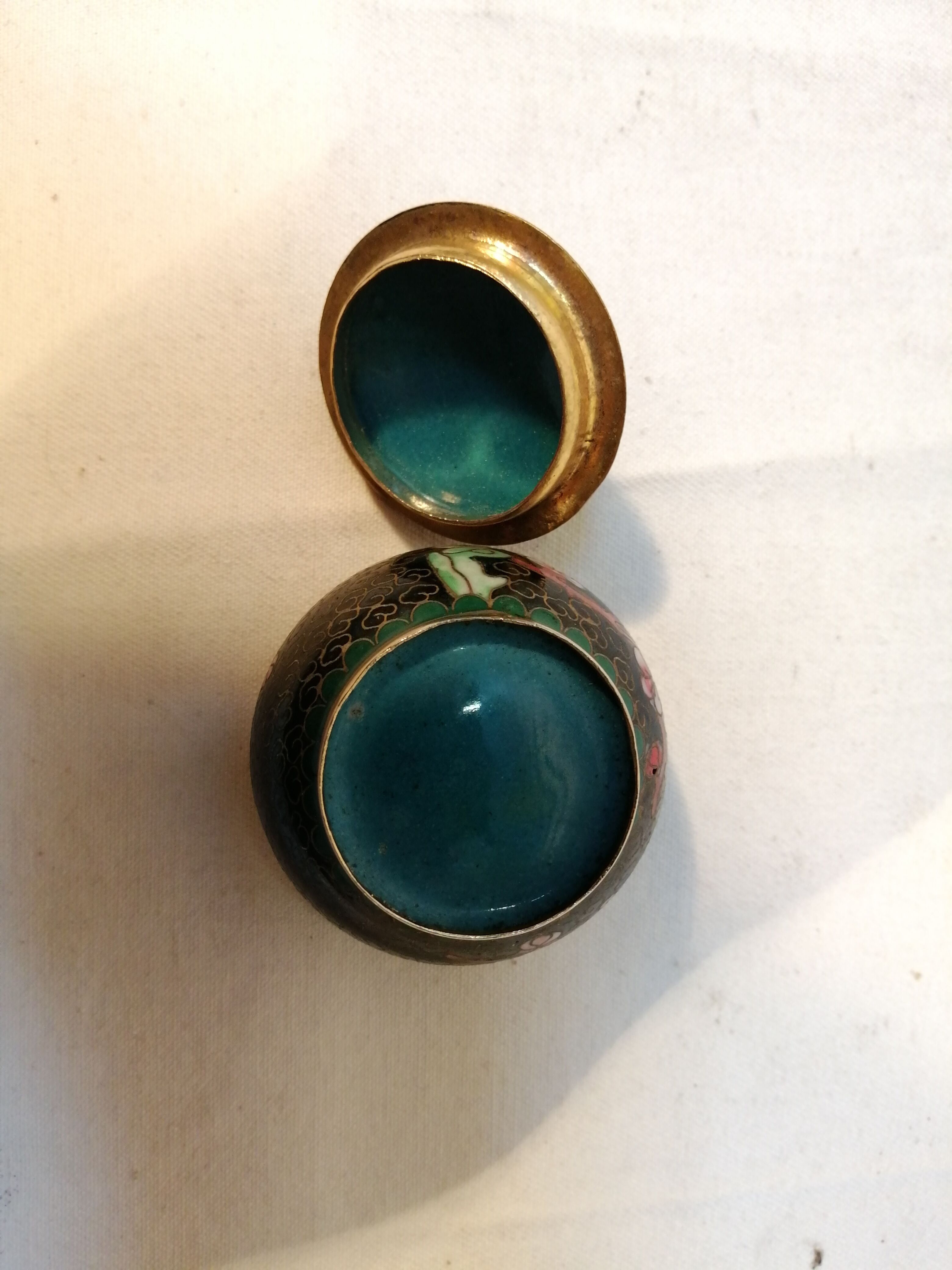 Small partitioned box or Asian case