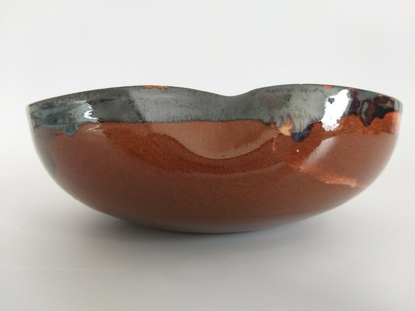 Ceramic cup signee Thomas Buxo 1960