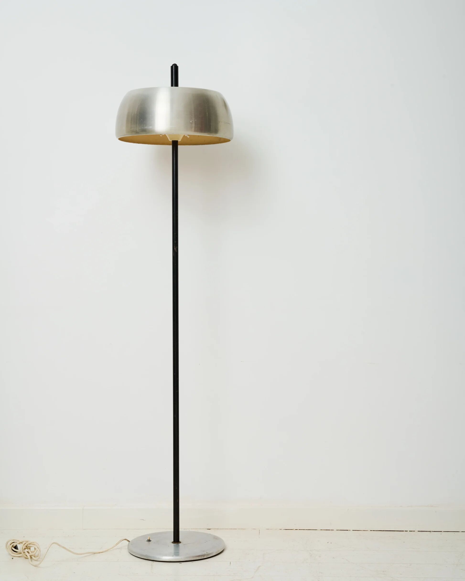 Mushroom floor lamp in black metal and brushed aluminium, Italy, 1970s
