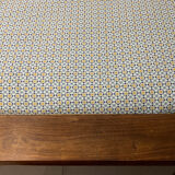 Lit et tables de chevet