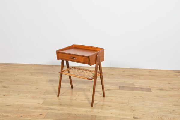 Tables de nuit en teck et rotin de milieu de siècle par Søren Rasmussen, Danemark, années 1960.