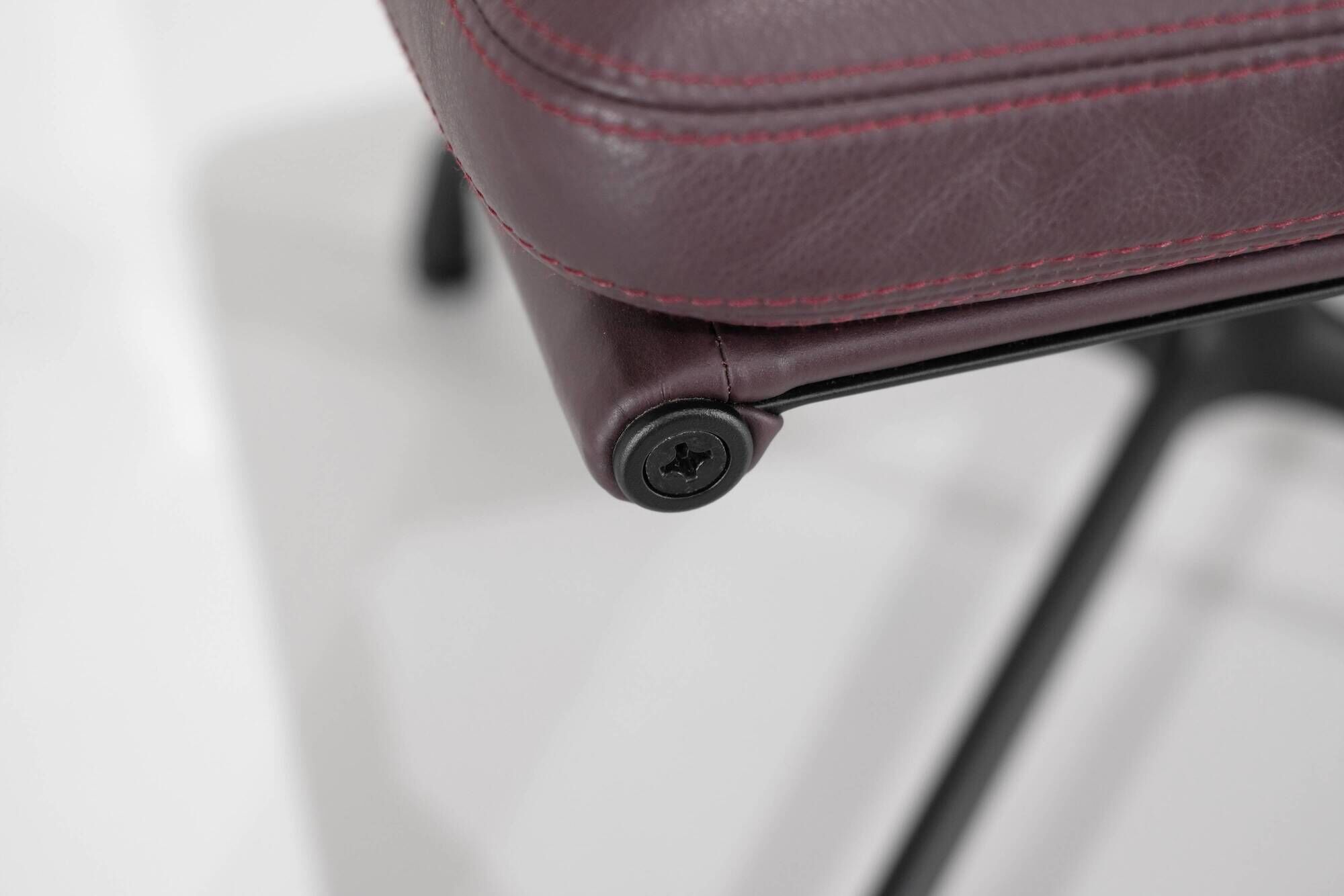 Ottoman Stool "EA 223" designed by Charles and Ray Eames for Vitra, Condition