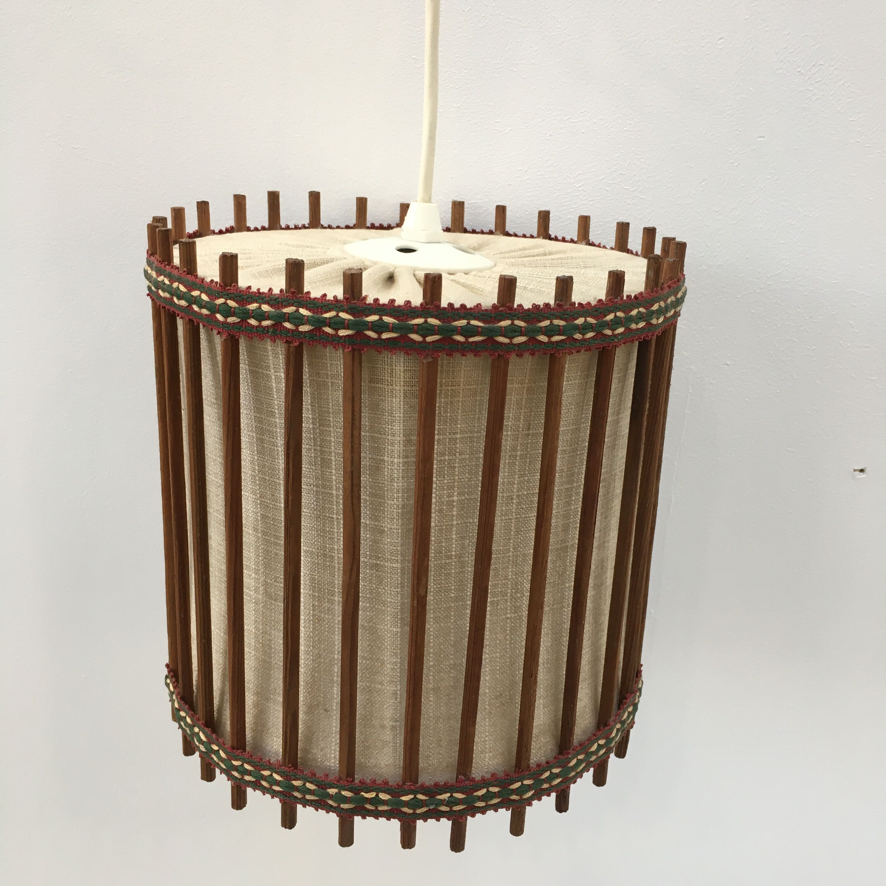 Wooden pendant lamp and Scandinavian-style fabric