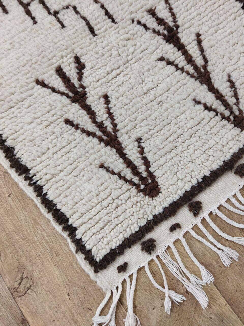 Handcrafted Moroccan Berber Rug 133 X 70 CM