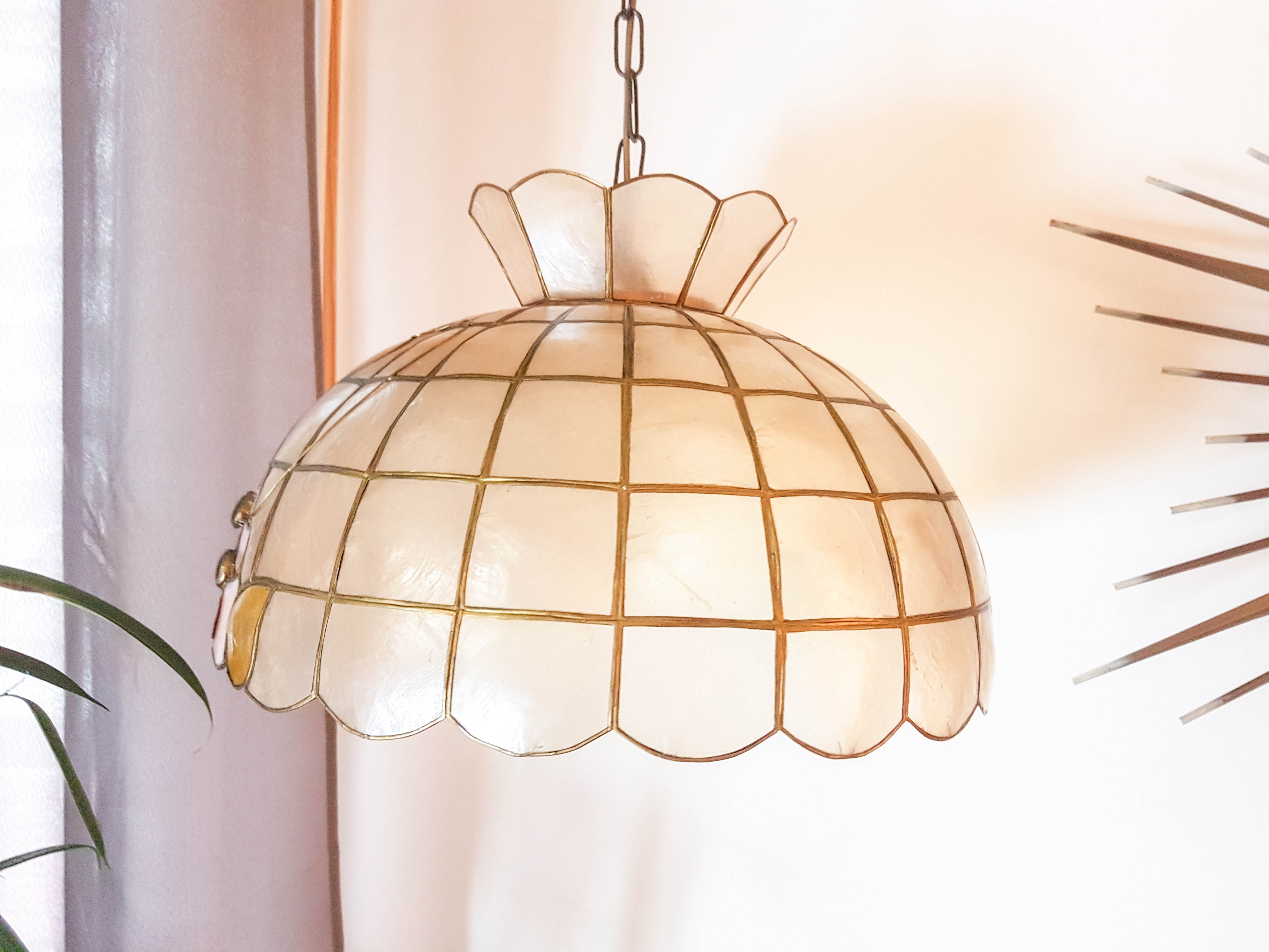 Suspension en nacre de Capiz Art déco style Tiffany