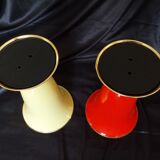 Glass vases in 50s color