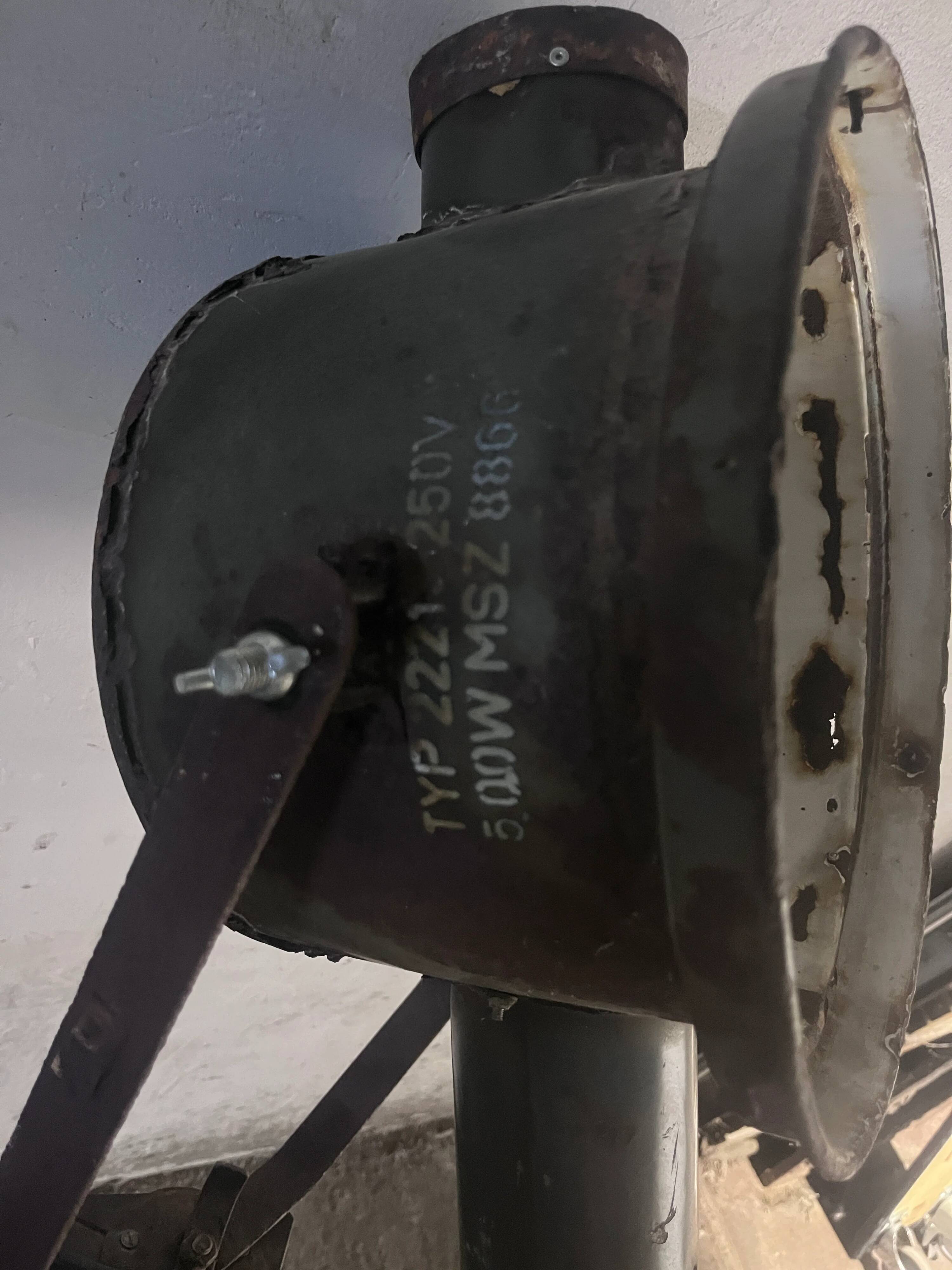 Industrial spotlight floor lamp on tripod PZO STG 4, Poland, 1970s