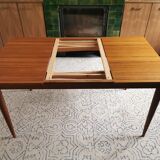 Table set and 6 Scandinavian Vintage Chairs in Teck