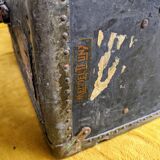 Antique travel trunk mendel trunk
