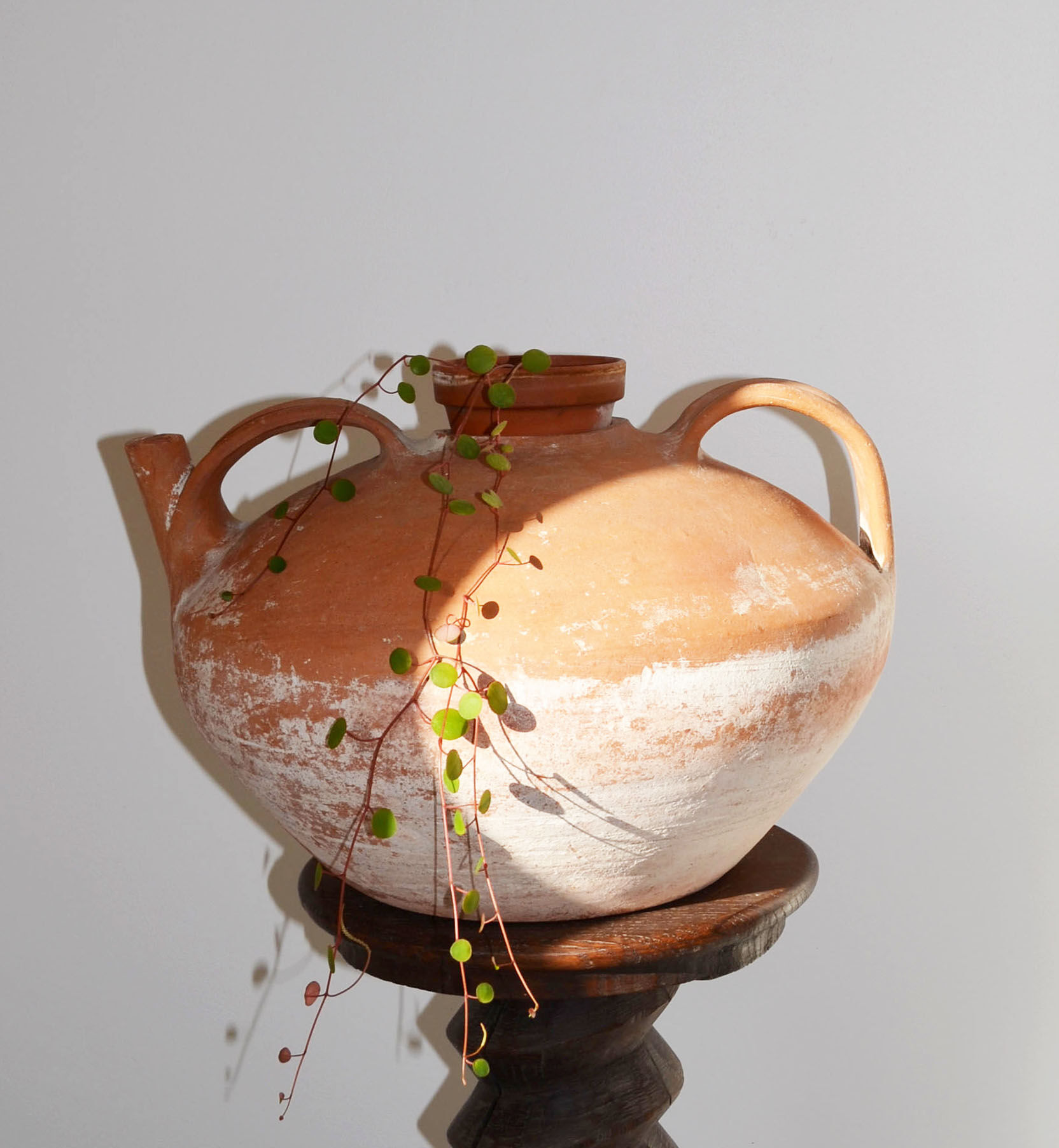 Water head jug or dourne