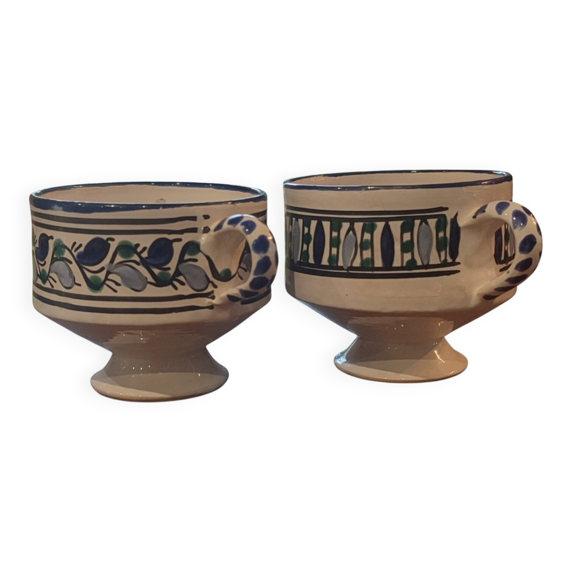 Pair of large 500 ml ceramic mugs from the Maghreb.