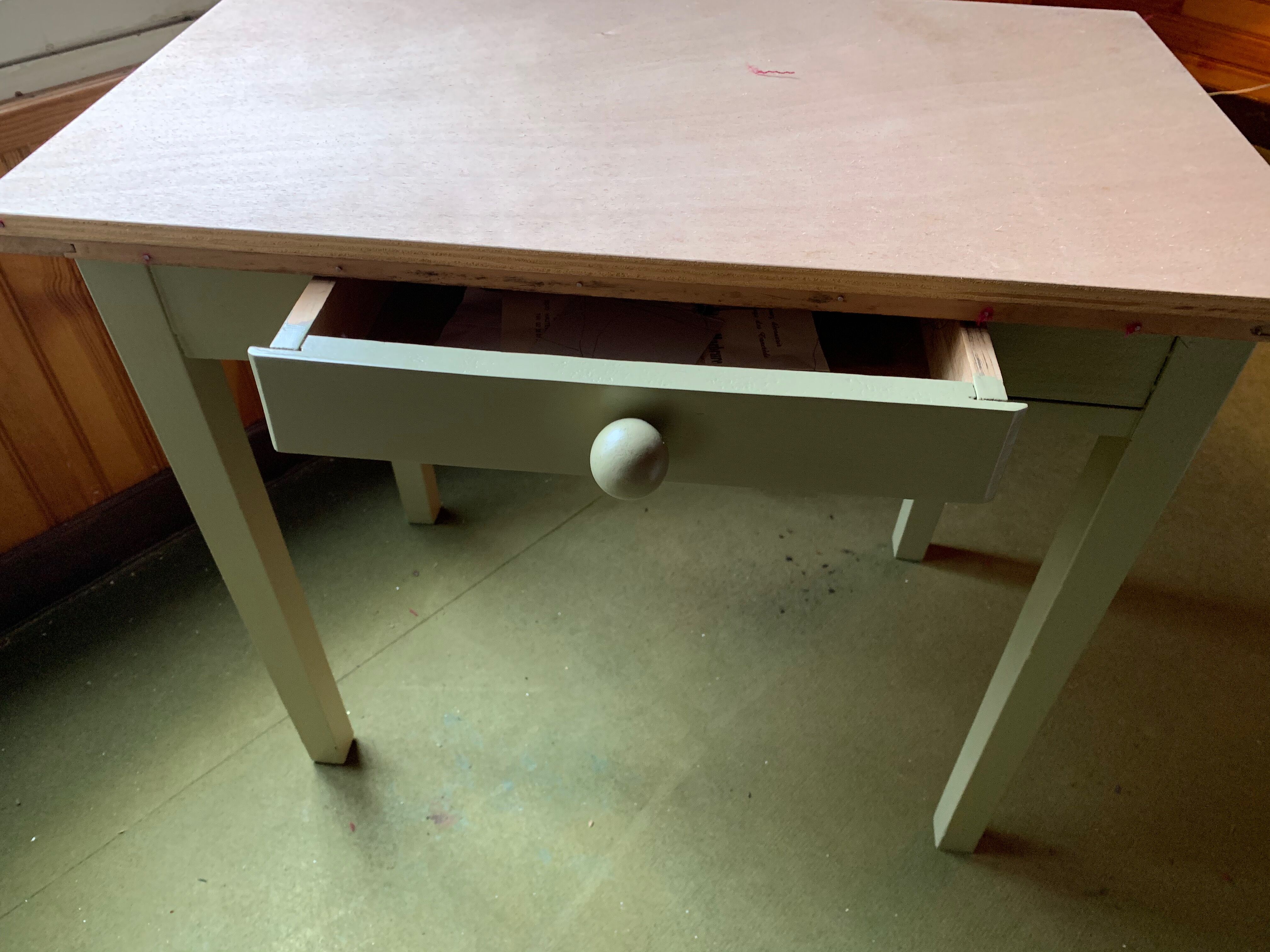 Table bureau