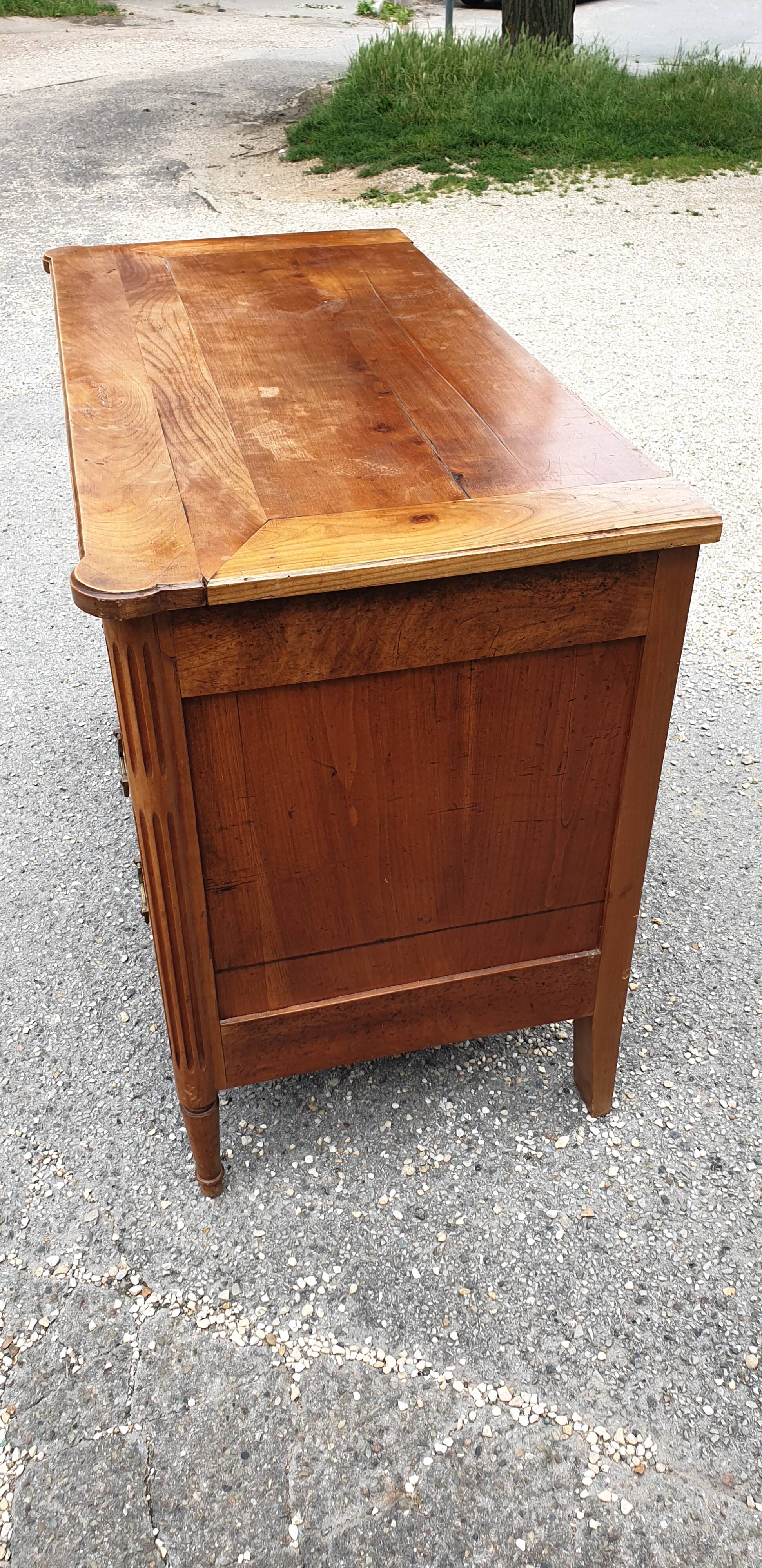Commode Louis XVl