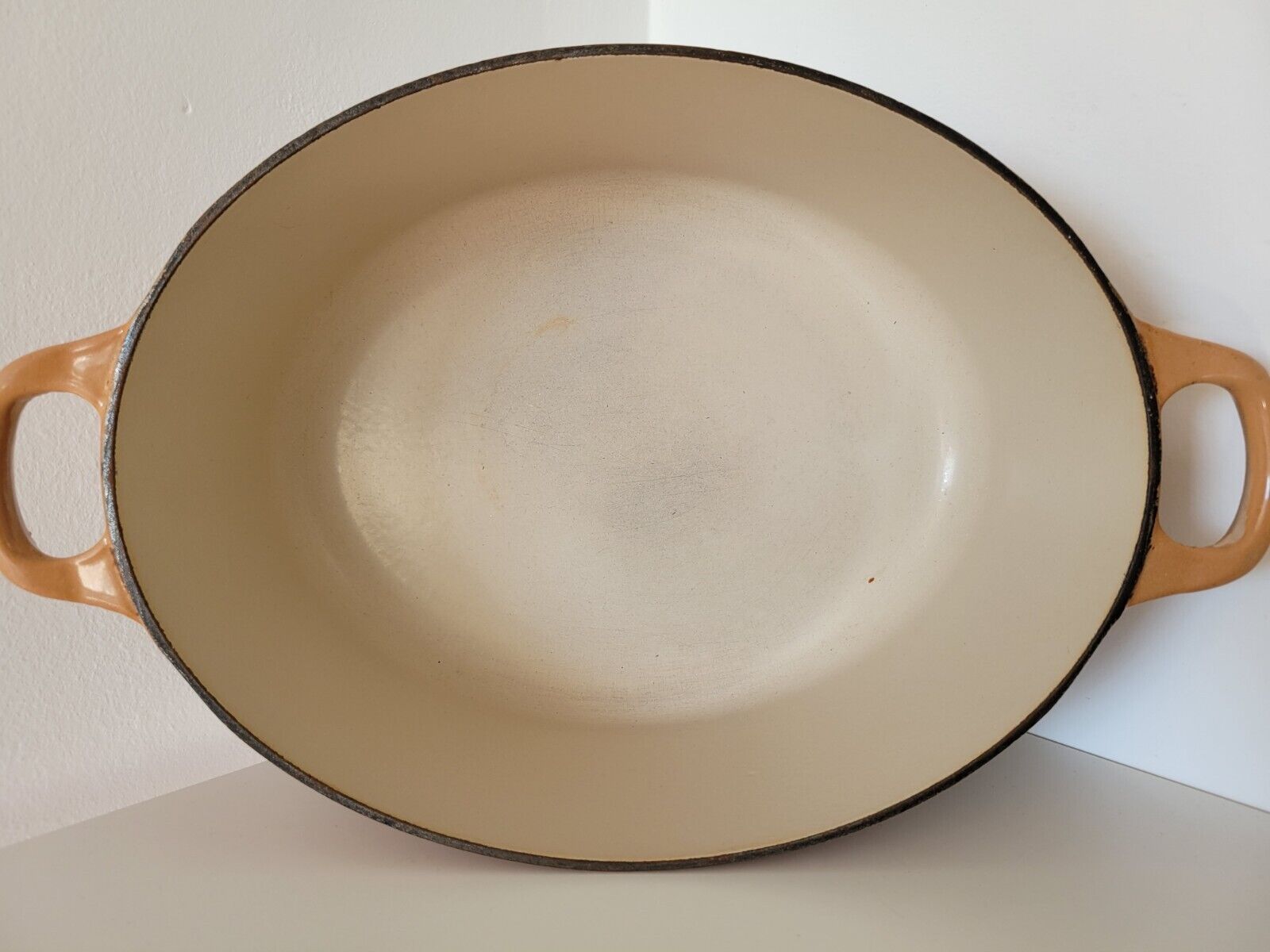 Tureen Le Creuset vintage oval casserole in brown enamelled cast iron size 30